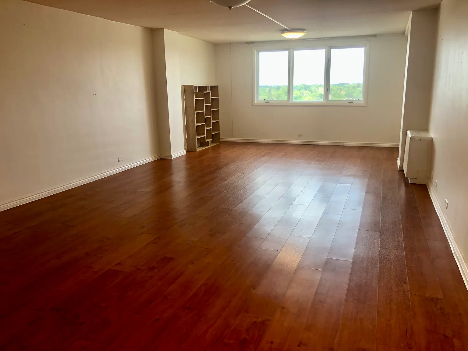 2 bed, 1162 sqft, $2,100 — Photo 4