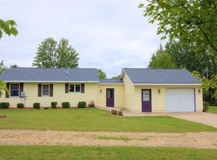 5081 Lund Rd SW, Fife Lake, MI 49633