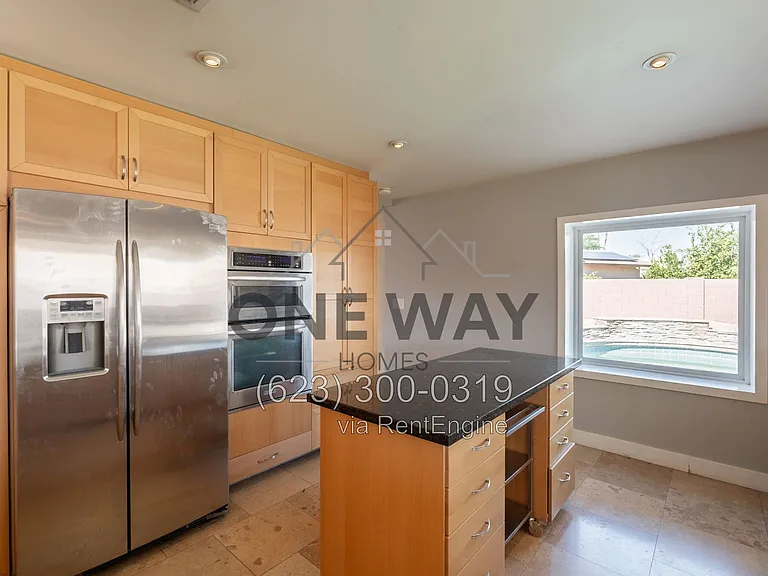 1325 W Lobo Ave — Photo 17