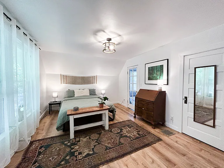 1011 W 15th Ave #A — Photo 3