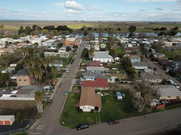 419 F St, Isleton, CA 95641