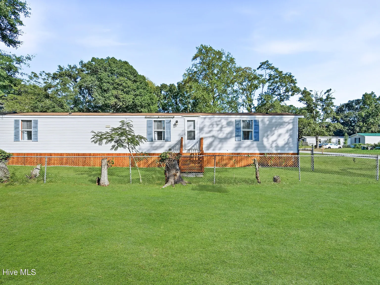2 bed, 2.0 bath, 1008 sqft, $1,295 — Photo 2