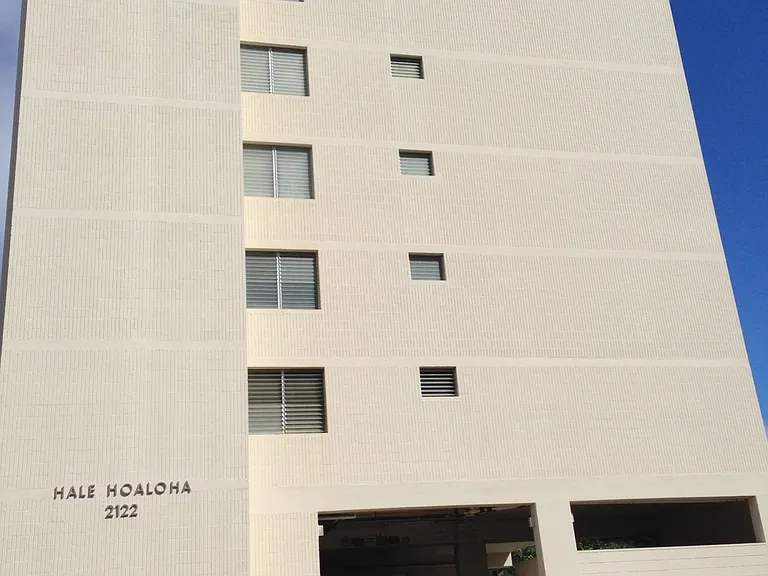 2122 Lime St #304 — Photo 1