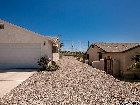 4th image of 3674 Beechwood Dr