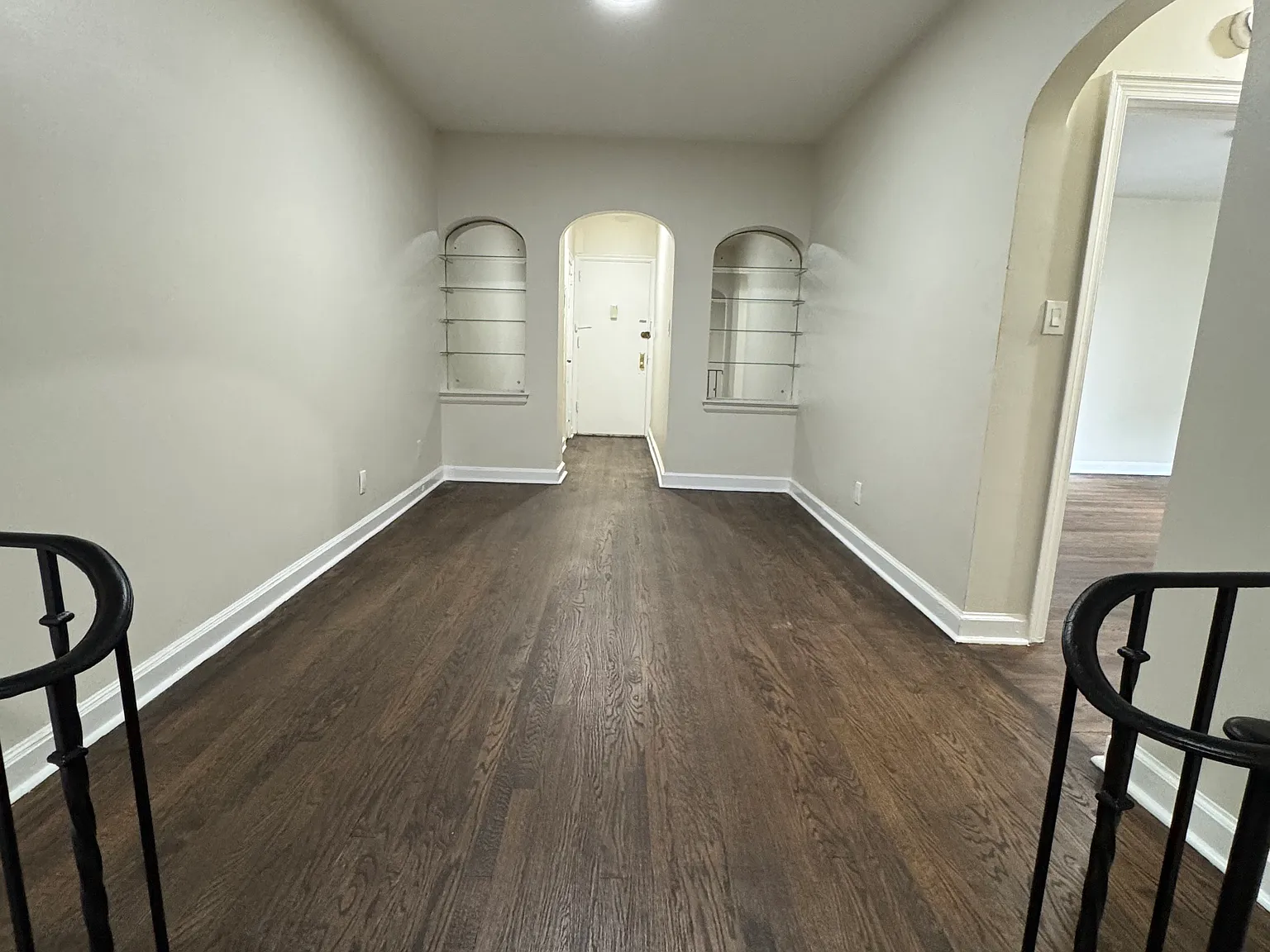 3 bed, $1,995 — Photo 3
