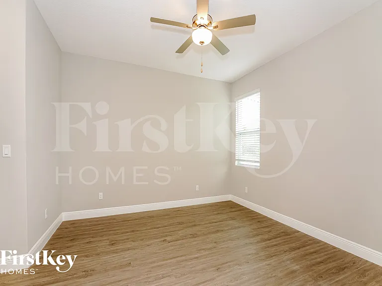 3120 Halsey Ave SE — Photo 7