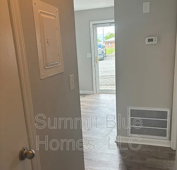753 Bluff City Hwy #A1 — Photo 5