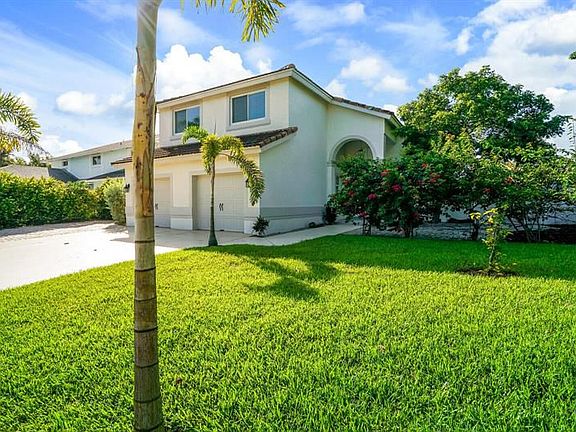 3rd image of 3712 Northshore Dr