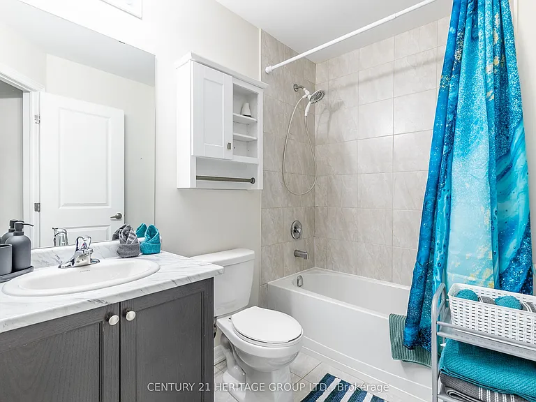 38 Southshore Cres — Photo 22