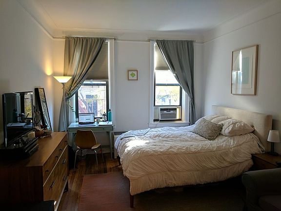 5th image of 51 7th Ave S APT 4D