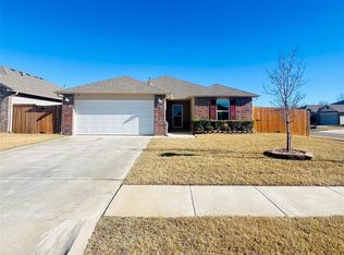 3027 Westbrook St, Chickasha, OK 73018