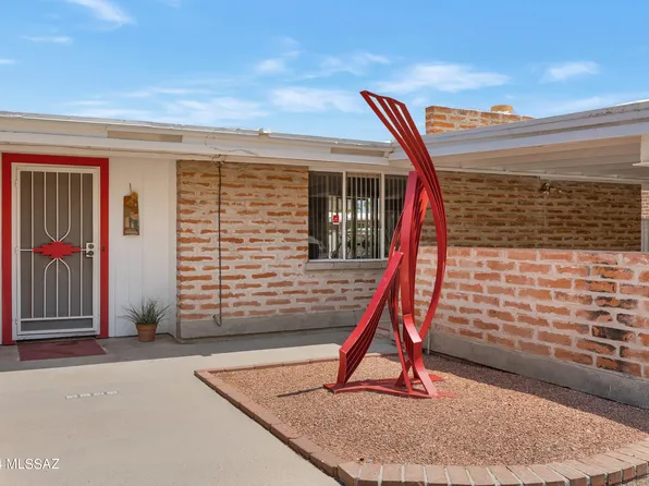 5635 E 8th St, Tucson, AZ 85711