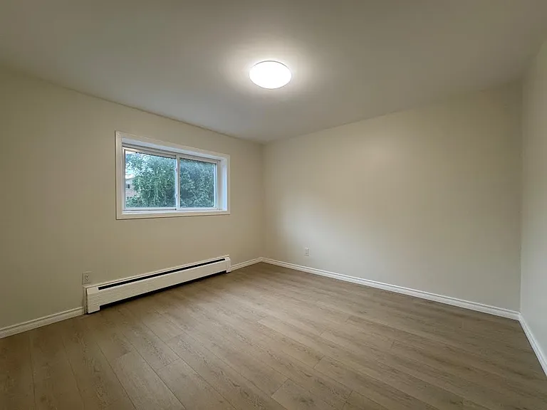 355 Clyde Rd #7 — Photo 11