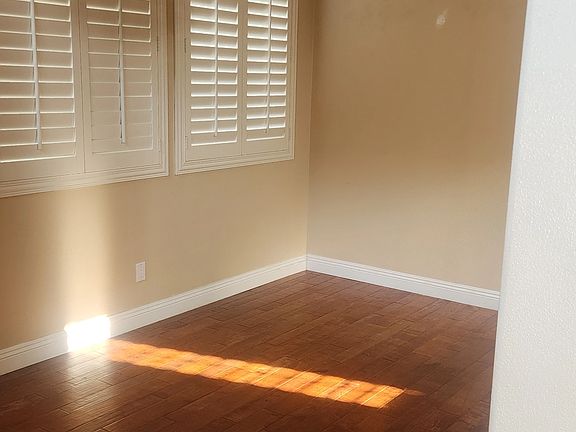 2nd image of 102 Kennedy Ave