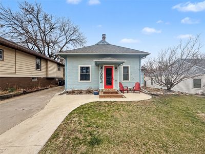 683 27th St, Des Moines, IA, 50312