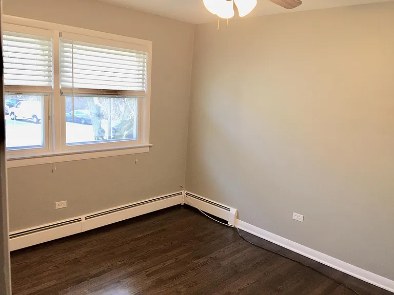 1217 N La Grange Rd #2F — Photo 7