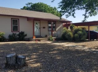 206 SE 4th St, Plainview, TX 79072