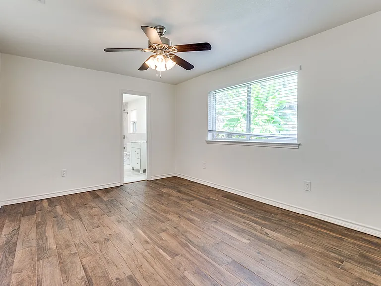 6731 Crestland Ave — Photo 12