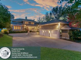 8320 Bald Eagle Ln, Wilmington, NC 28411