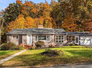 26 Mary Lou Ln, Andover, MA 01810