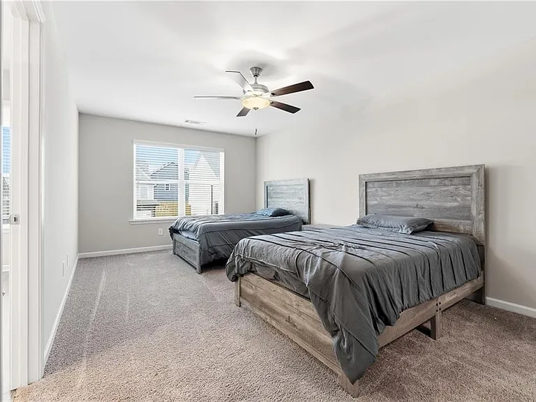 334 Melody Ln — Photo 12