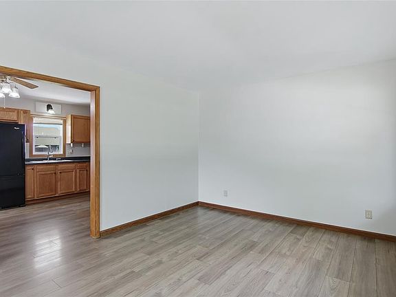4th image of 3140 W Folsom Street