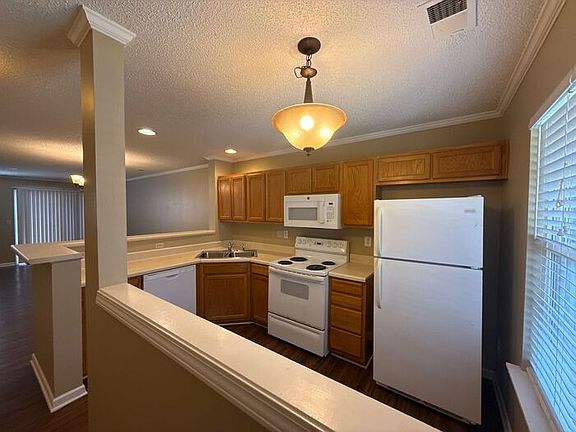 2nd image of 12817 Sickles Dr