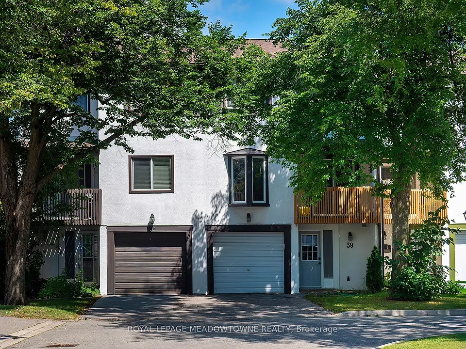 2651 Aquitaine Ave #39