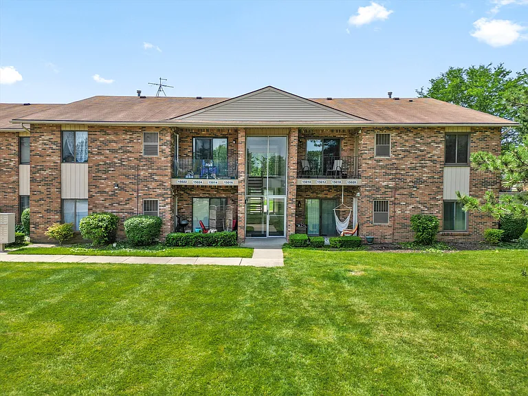 15012 Island Dr — Photo 14