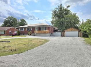 5408 Rolling Ridge Rd, Louisville, KY 40214