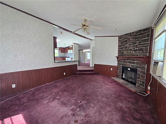 2nd image of 213 Butler St