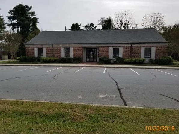 3201 1st Ave SW, Hickory, NC 28602