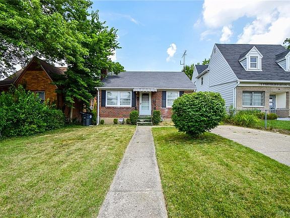 2nd image of 1205 W Hillcrest Ave