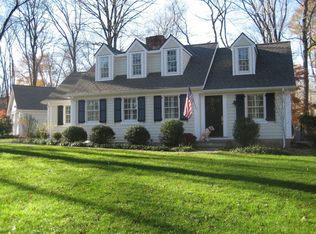 27 Sunset Rd, Darien, CT 06820