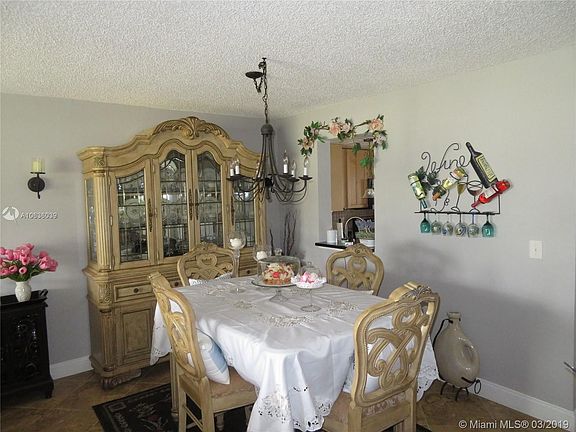 5th image of 7640 NW 18th St APT 201