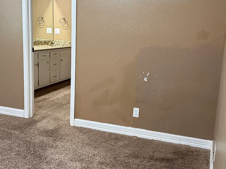 2602 Wydewood Dr — Photo 27