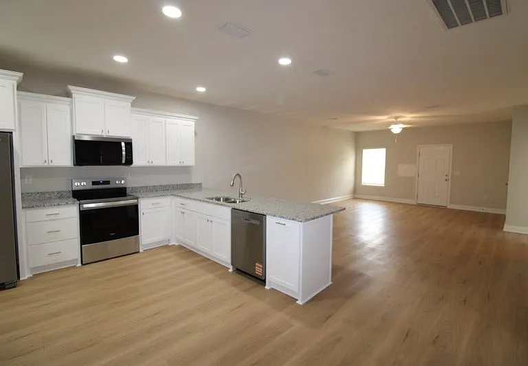 326 S 5th St #326 — Photo 5