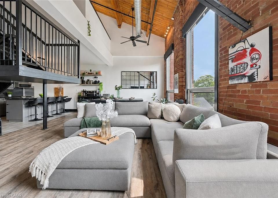 1st image of 26 Ontario St #324
