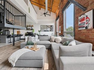 26 Ontario St #324, Guelph, ON N1E7K1