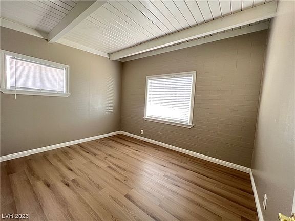 3rd image of 501 Harvard St
