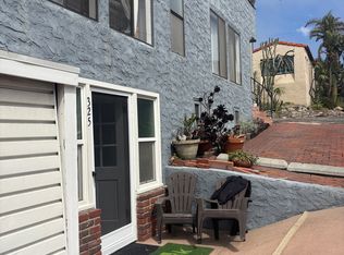 323 35th St #325, Manhattan Beach, CA 90266