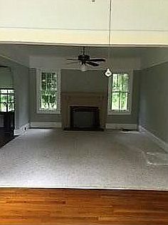 4th image of 19465 Warren Rd