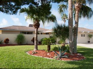 6 Carol Ct, Palm Coast, FL 32137