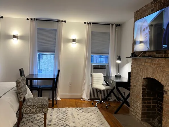334 East 59th Street 1 image 7 of 7