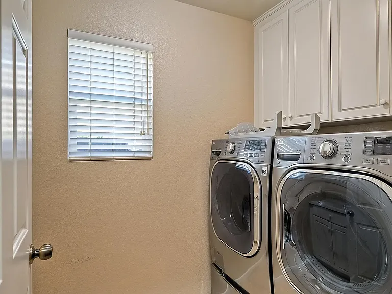 44401 Penbrook Ln — Photo 22