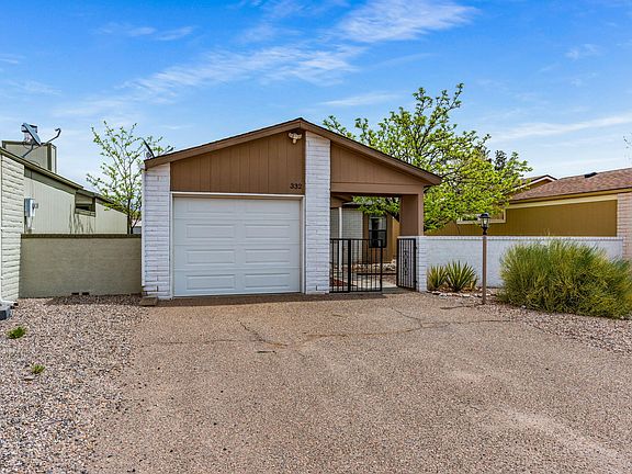 3rd image of 332 Sundt Ct NE
