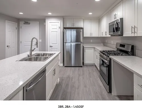 Centerpointe at Market Apartments - 3145 Market Street Riverside CA 92501 Photo 1