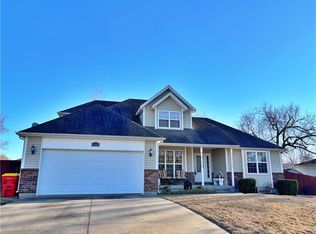505 Kennedy St, Frontenac, KS 66763