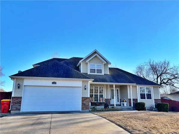 505 Kennedy St, Frontenac, KS 66763