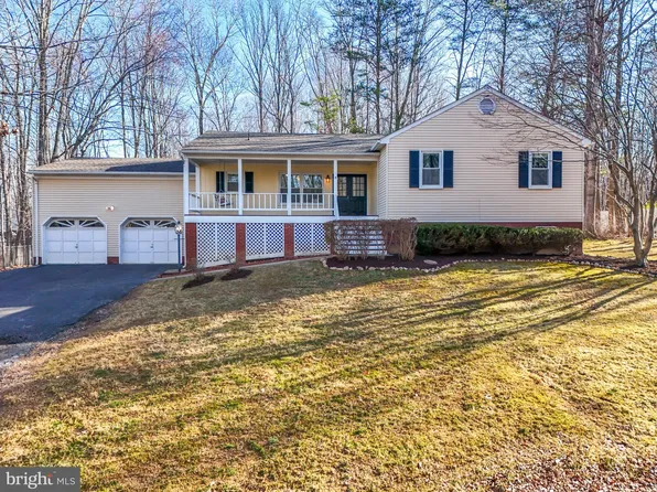 5024 Cannon Bluff Dr, Woodbridge, VA 22192